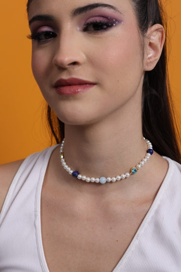 MODERN JEWELLERY, pearl jewellery, pearl earrings, silver jewellery, modern jewellery, minimal jewellery, 925 silver jewellery.